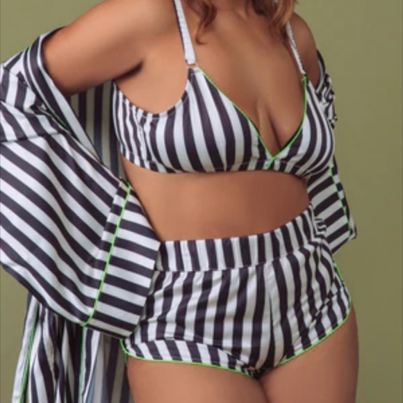 Kilo Brava Beetlejuice Stripe Set Bralette Short - Picture 2 of 8